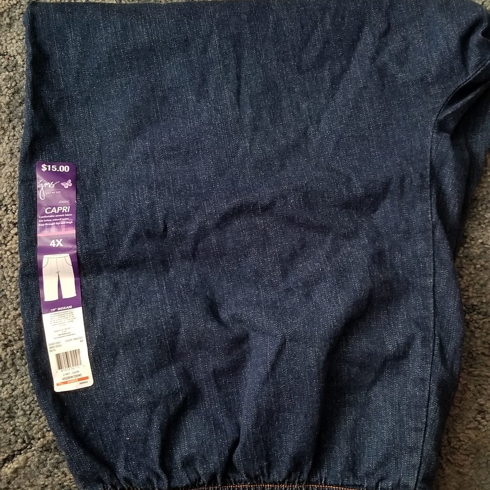 Never worn JMS stretchy denim shorts size 4X